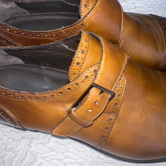 Bruno Magli Mens Cap Toe with buckle detail. Size 11.5 - Picture 9 of 16